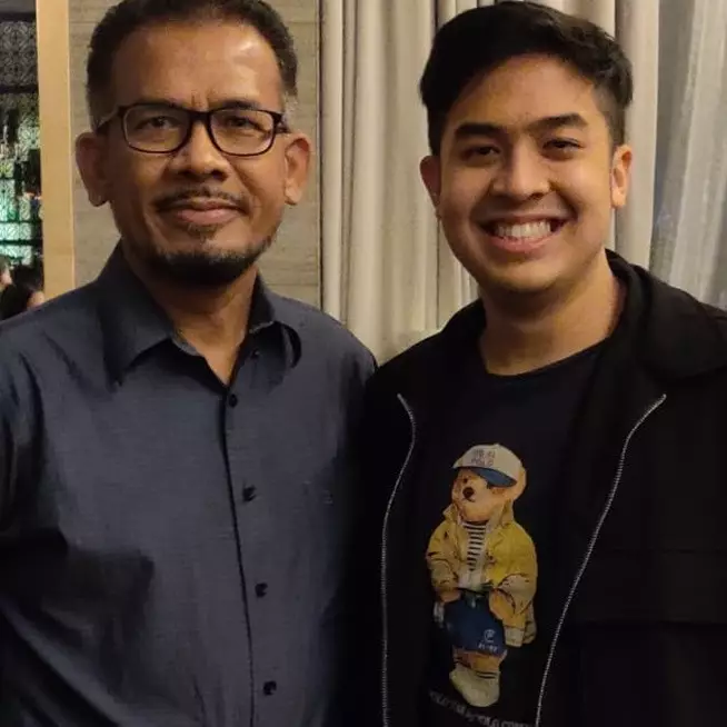 Jerome Polin berduka, sang ayah meninggal dunia setelah terbaring kritis di rumah sakit