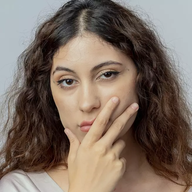 10 Skincare wanita untuk kulit sensitif dan kusam, wajah kembali glowing harga di bawah Rp 150 ribu