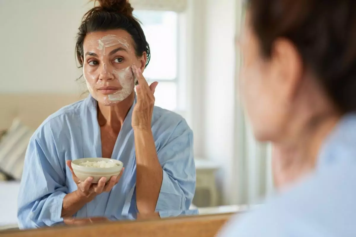 Air beras disebut bisa lawan penuaan dini, cuma modal dapur bisa glowing maksimal