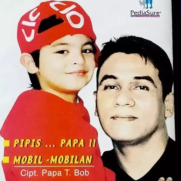 Dulu Bocah Imut di Lagu “Kebelet Pipis”, Ini 8 potret terbarunya yang makin tampan