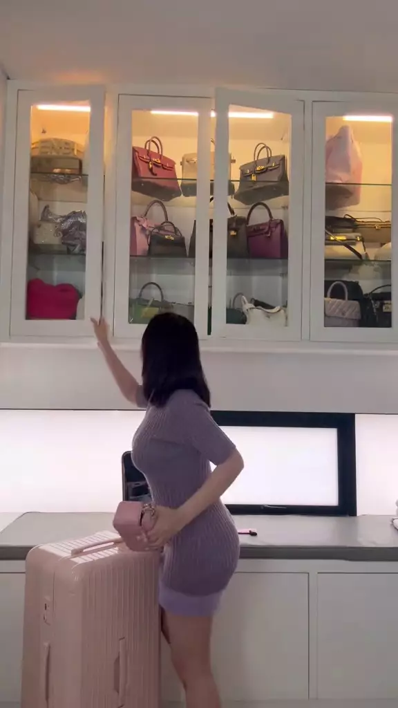 Rumah Amanda Manopo dan Kenny Austin saat ini © 2025 brilio.net Rumah Amanda Manopo dan Kenny Austin saat ini © 2025 brilio.net