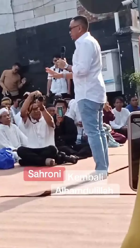 Ahmad Sahroni ungkit kejadian penjarahan  © TikTok