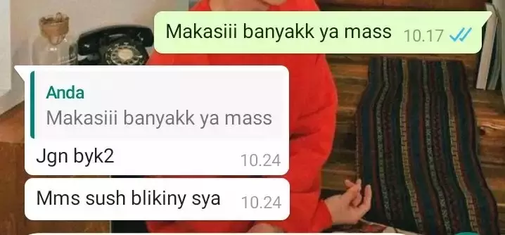 chat kurir ajak pelanggan bercanda © berbagai sumber