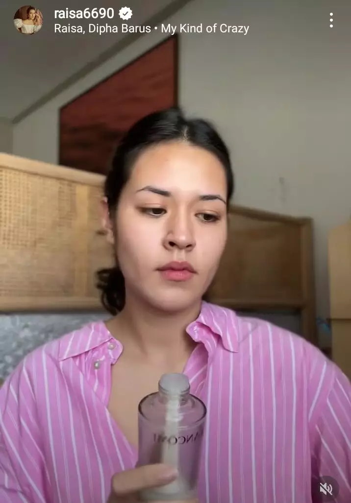 potret raisa tampil bare face © instagram