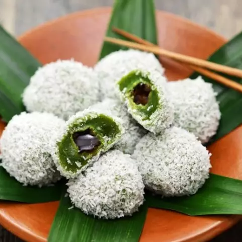 5 Resep kue pasar tradisional Indonesia dengan rasa autentik dan lembut
