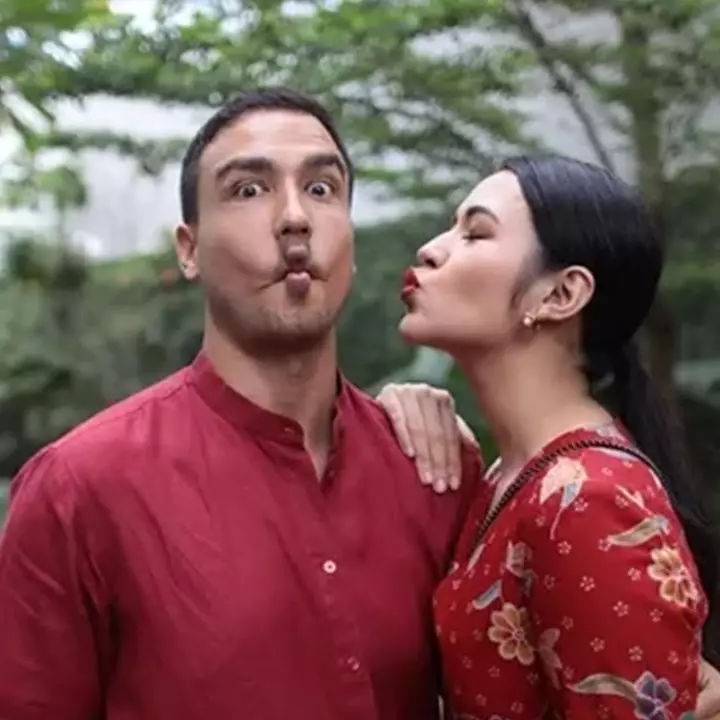 Rumor orang ketiga di balik perceraian Raisa dan Hamish Daud, kuasa hukum beri jawaban tegas