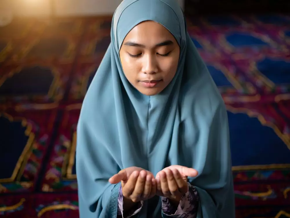 Bacaan niat puasa Ayyamul Bidh © 2025 brilio.net