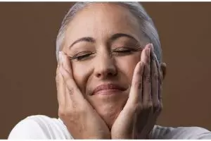 Hasilnya mirip botoks ampuh kencangkan kulit kendur, trik mengatasi kerutan pakai 1 jenis buah