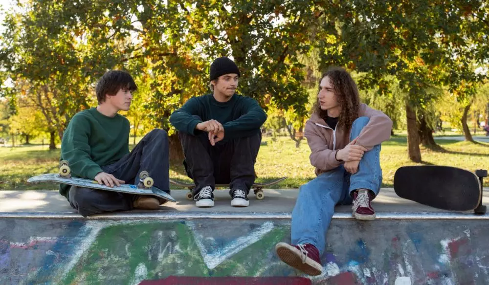 Apa itu kalcer? Pahami arti, asal, dan kenapa istilah ini lagi ngetren di kalangan anak muda © 2025 brilio.net