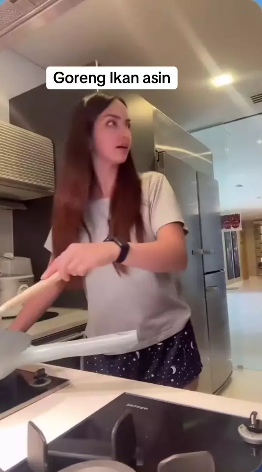 Potret apartemen Nia Ramadhani di Singapura © 2025 brilio.net Potret apartemen Nia Ramadhani di Singapura © 2025 brilio.net