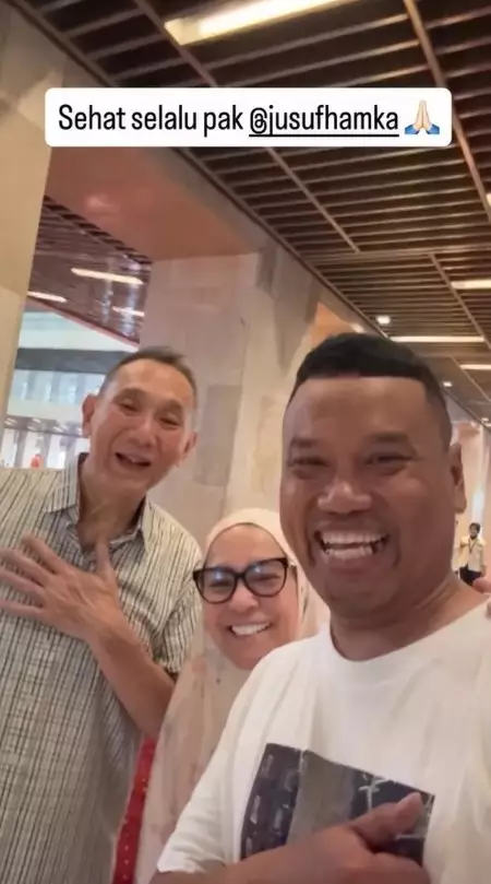 Uya Kuya ungkap kondisinya saat rumah dijarah © berbagai sumber Uya Kuya ungkap kondisinya saat rumah dijarah © berbagai sumber