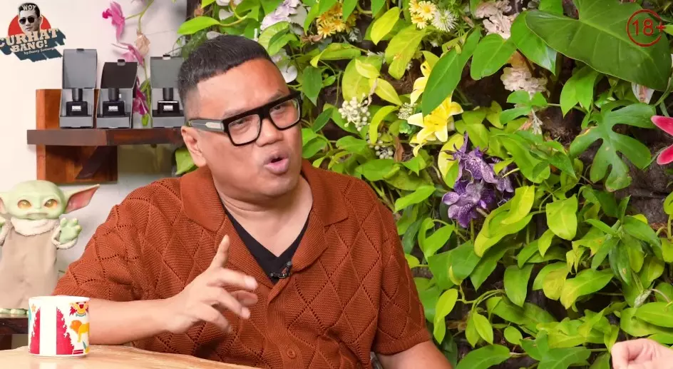 Uya Kuya ungkap kondisinya saat rumah dijarah © berbagai sumber Uya Kuya ungkap kondisinya saat rumah dijarah © berbagai sumber