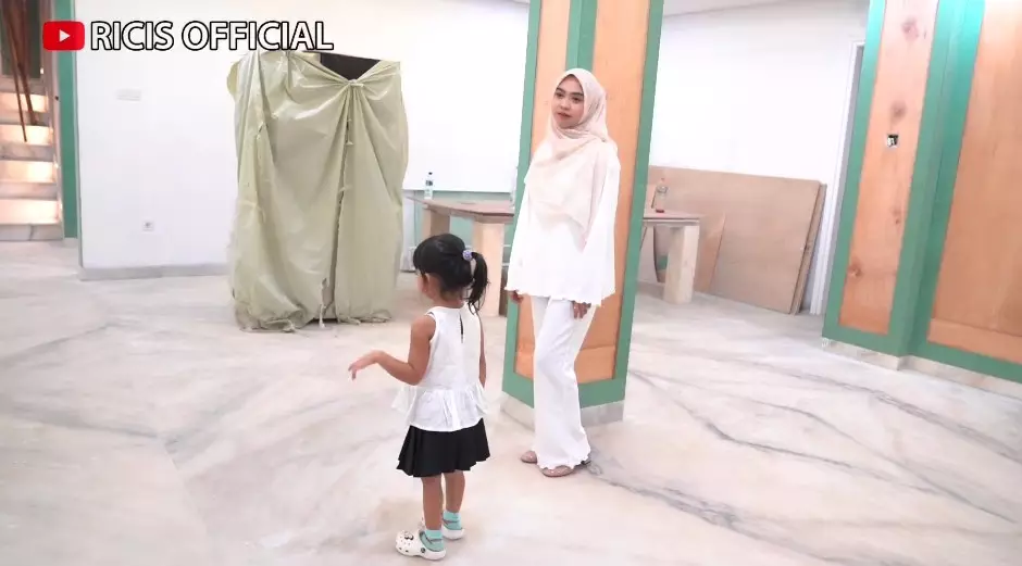 rumah baru Ria Ricis ini hampir jadi © Instagram rumah baru Ria Ricis ini hampir jadi © Instagram