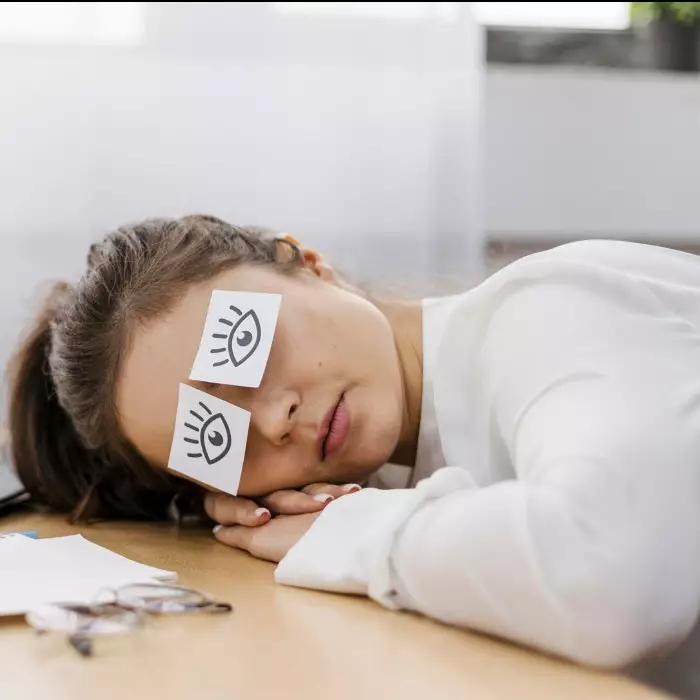 Mengenal fenomena lazy girl job, tren kerja santai ala Gen Z