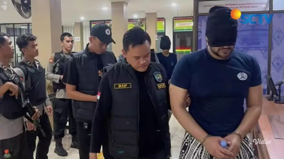 perasaan sedih dokter Kamelia © berbagai sumber perasaan sedih dokter Kamelia © berbagai sumber