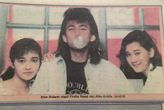 Sahabat Nike Ardilla dan Ryan Hidayat di film Lupus © berbagai sumber Sahabat Nike Ardilla dan Ryan Hidayat di film Lupus © berbagai sumber