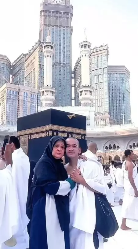 Ruben Onsu diundang putra ulama besar Mekkah © Instagram Ruben Onsu diundang putra ulama besar Mekkah © Instagram