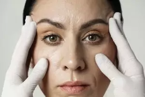 10 Skincare Viva bantu mengencangkan kulit, wajah bebas kerutan harga di bawah Rp 70 ribu