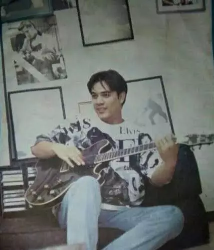 Model iklan sampo 90-an saudara istri Nadiem Makarim © Instagram