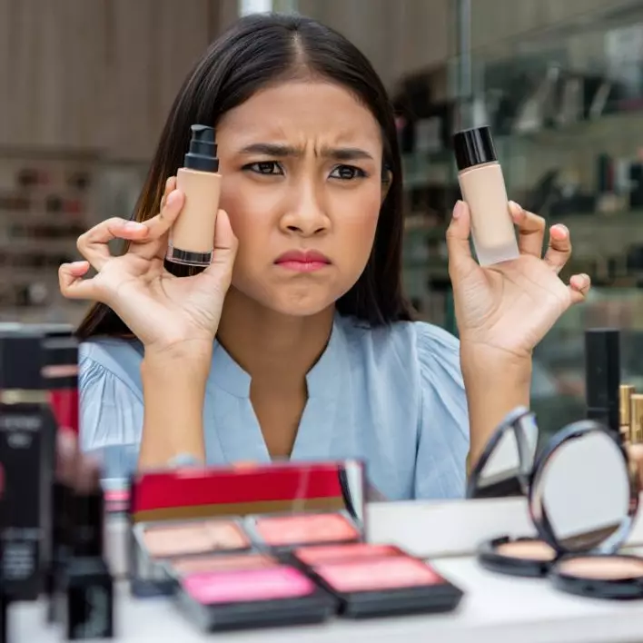 Sulit cari shade yang pas? Ini rekomendasi foundation yang nyatu sama warna kulit asli