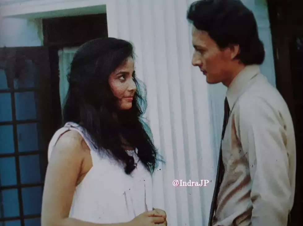 Gadis bareng Richie Ricardo ini artis lawas © berbagai sumber Gadis bareng Richie Ricardo ini artis lawas © berbagai sumber