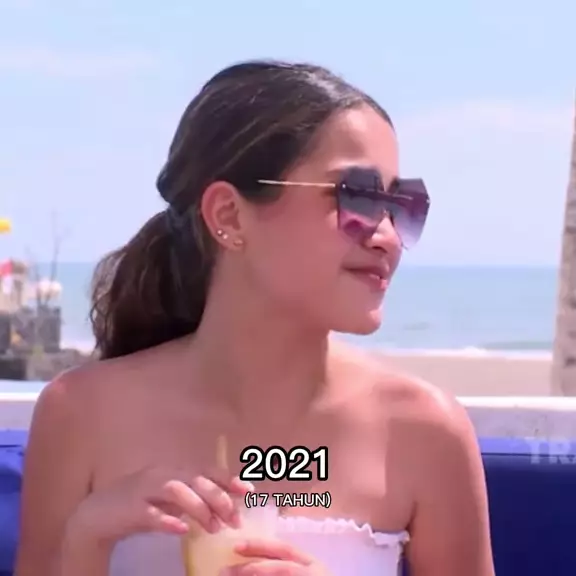 Potret transformasi Nicole Parham Ipar Adalah Maut © 2025 brilio.net Potret transformasi Nicole Parham Ipar Adalah Maut © 2025 brilio.net