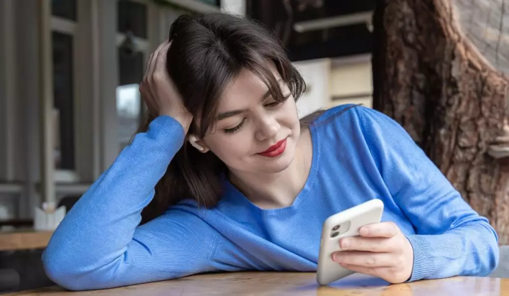 Kata-kata motivasi viral TikTok tentang patah hati © 2025 berbagai sumber Kata-kata motivasi viral TikTok tentang patah hati © 2025 berbagai sumber