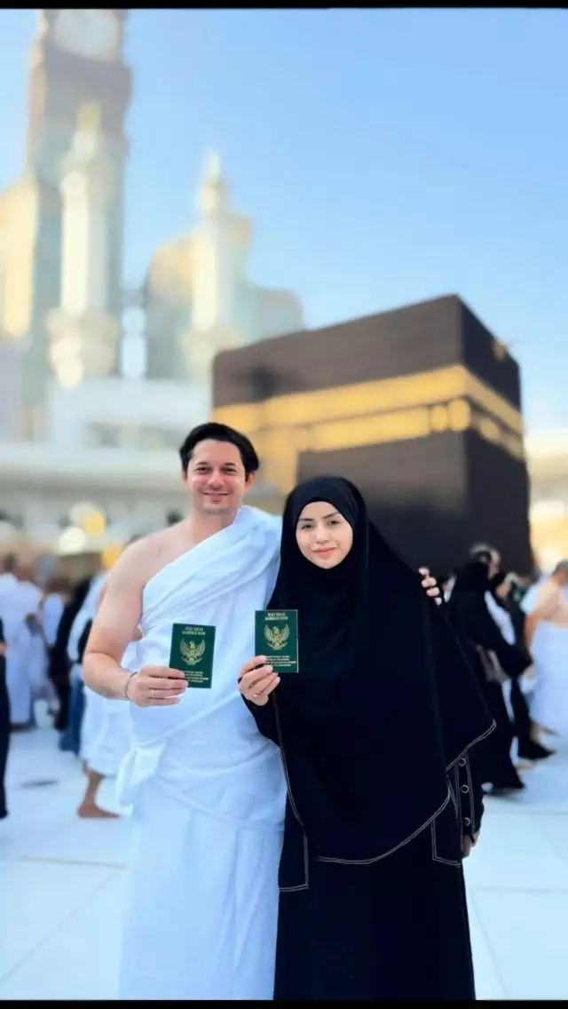 Potret terbaru Violentina Kaif usai nikah © berbagai sumber Potret terbaru Violentina Kaif usai nikah © berbagai sumber