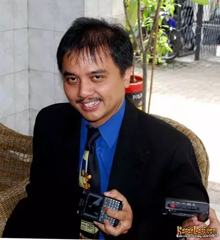 profil Roy Suryo © 2025 berbagai sumber profil Roy Suryo © 2025 berbagai sumber