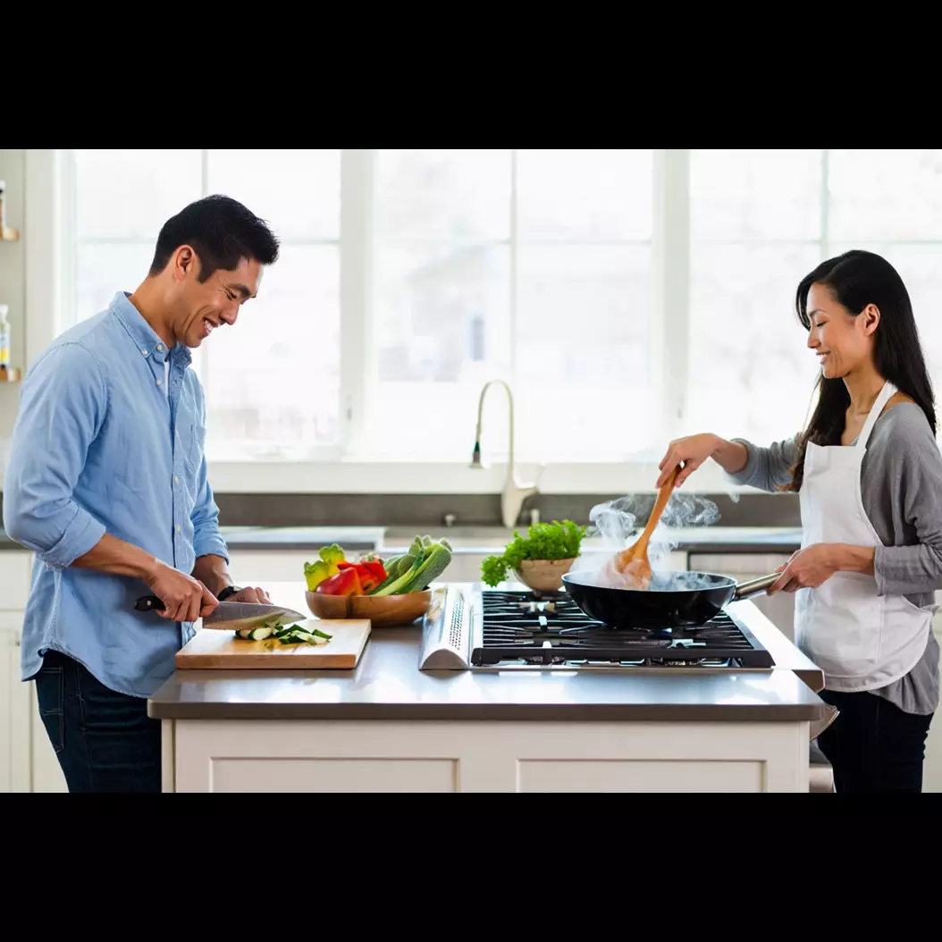 100 Kata-kata motivasi memasak bersama pasangan, makin manis dan mesra