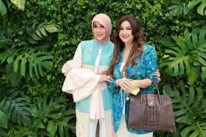 24 Tahun bersahabat, ini 7 momen Marini Zumarnis bareng Diana Pungky, makin kompak