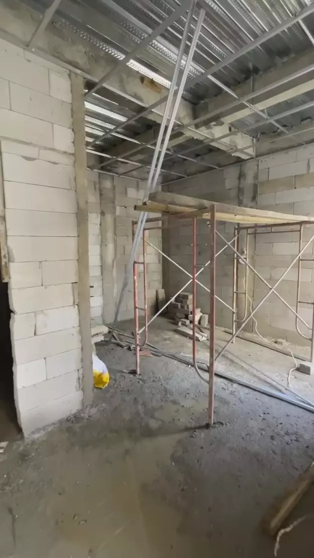 potret proses pembangunan rumah baru Tissa Biani © 2023 brilio.net