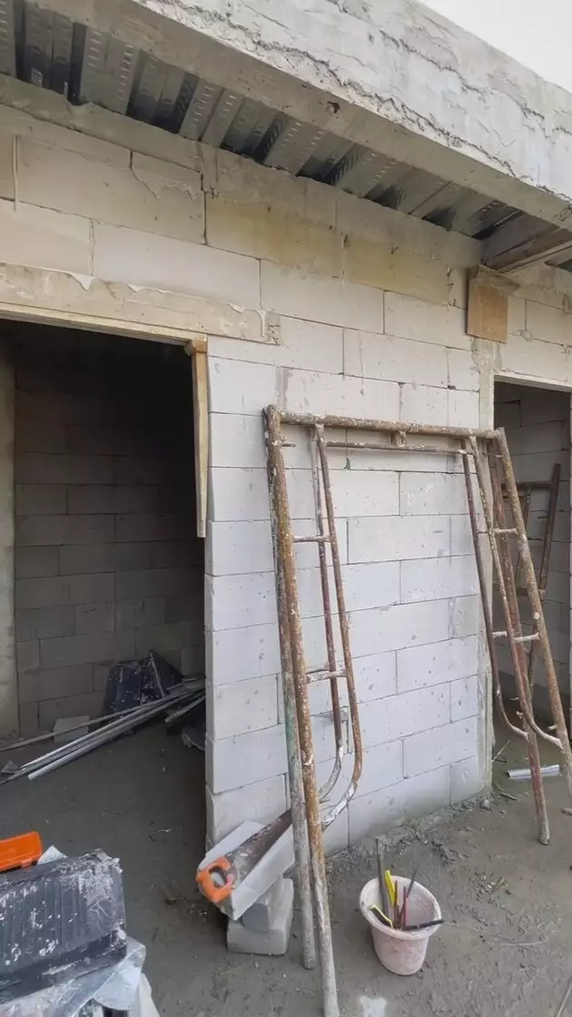 potret proses pembangunan rumah baru Tissa Biani © 2023 brilio.net