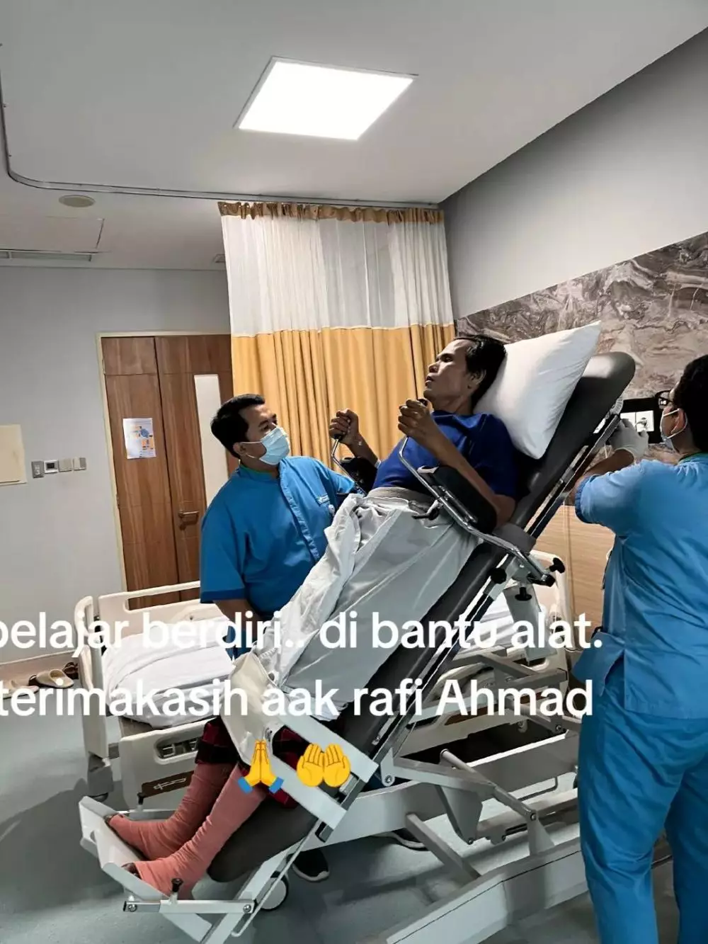 Kondisi Fahmi BO usai jalani opersai kantung empedu © 2025 brilio.net Kondisi Fahmi BO usai jalani opersai kantung empedu © 2025 brilio.net