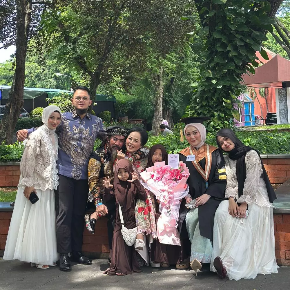 kebersamaan Limbad dan anak-anaknya © 2025 berbagai sumber