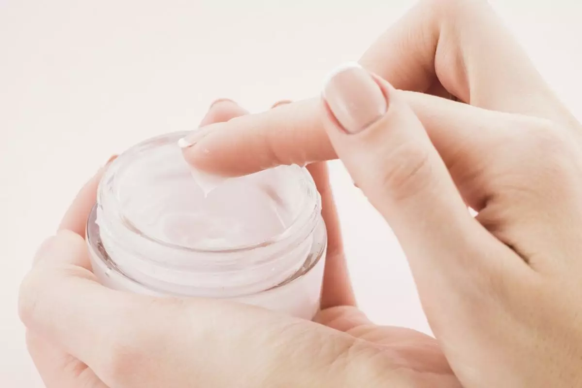 Cegah Keriput Tanpa Ribet, bikin sendiri krim kolagen kamu dari beras dicampur 4 bahan alami