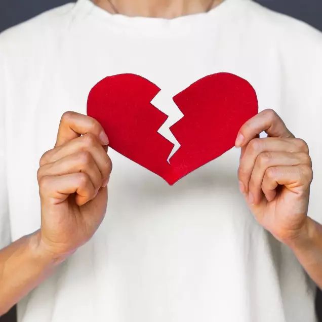 150 Kata-kata mutiara tentang cinta tak terbalas paling dalam 2025, menyentuh dan penuh makna