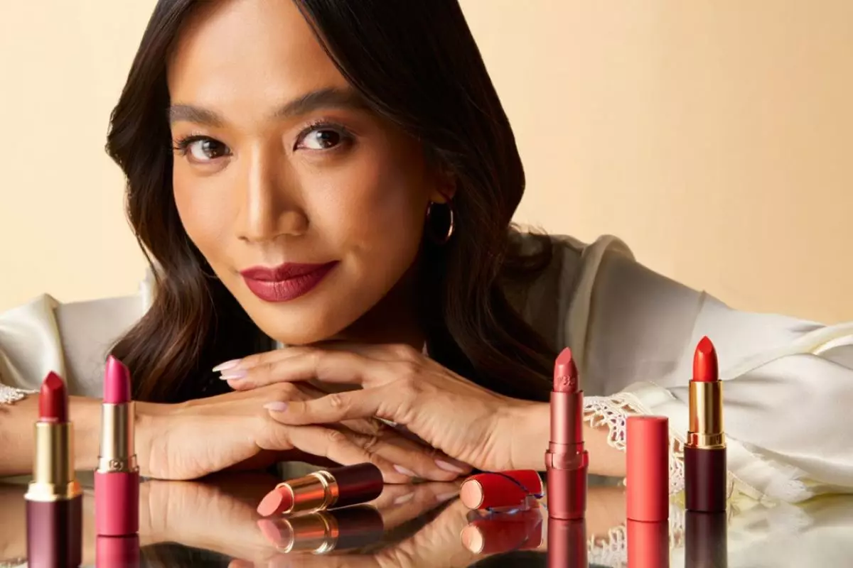 10 Rekomendasi produk lipstik wajib coba untuk wanita 40 tahun ke atas, bikin tampilan lebih muda dan 