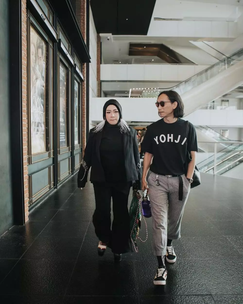 potret kisah cinta melly dan anto hoed © berbagai sumber