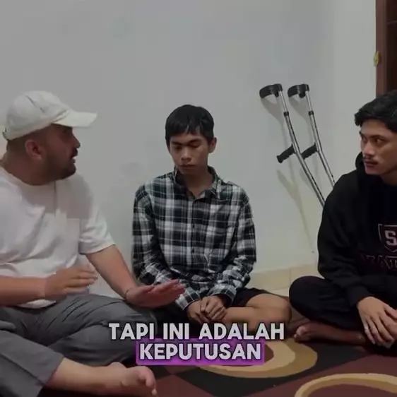 anak yatim piatu diberi kerjaan tapi resign © berbagai sumber