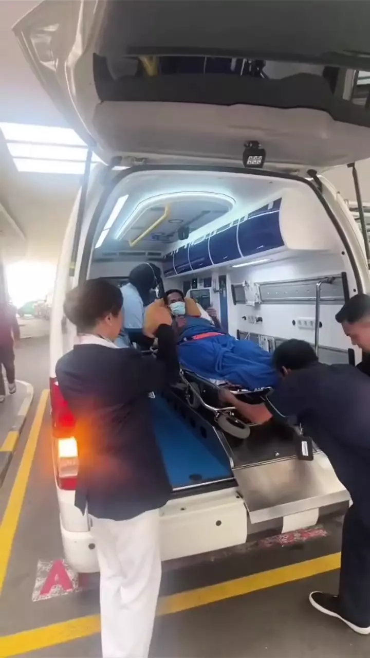 Fahmi Bo ucapkan terima kasih kepada Raffi Ahmad usai operasi © 2025 brilio.net