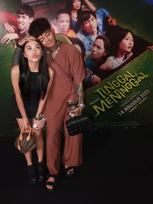 Potret mesra Reza Arap dan Lula Lahfah © 2025 brilio.net Potret mesra Reza Arap dan Lula Lahfah © 2025 brilio.net