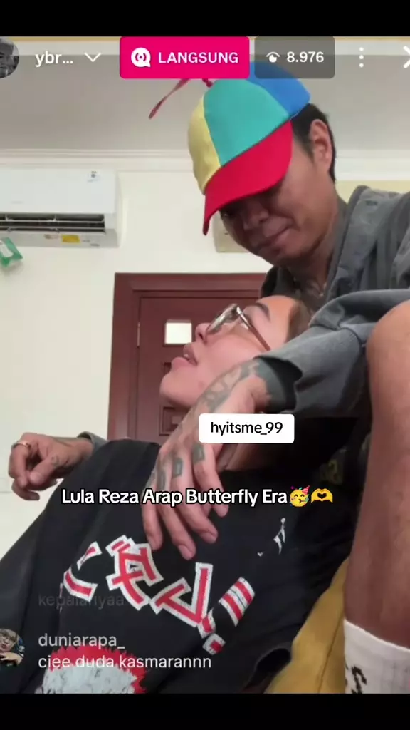 Potret mesra Reza Arap dan Lula Lahfah © 2025 brilio.net Potret mesra Reza Arap dan Lula Lahfah © 2025 brilio.net