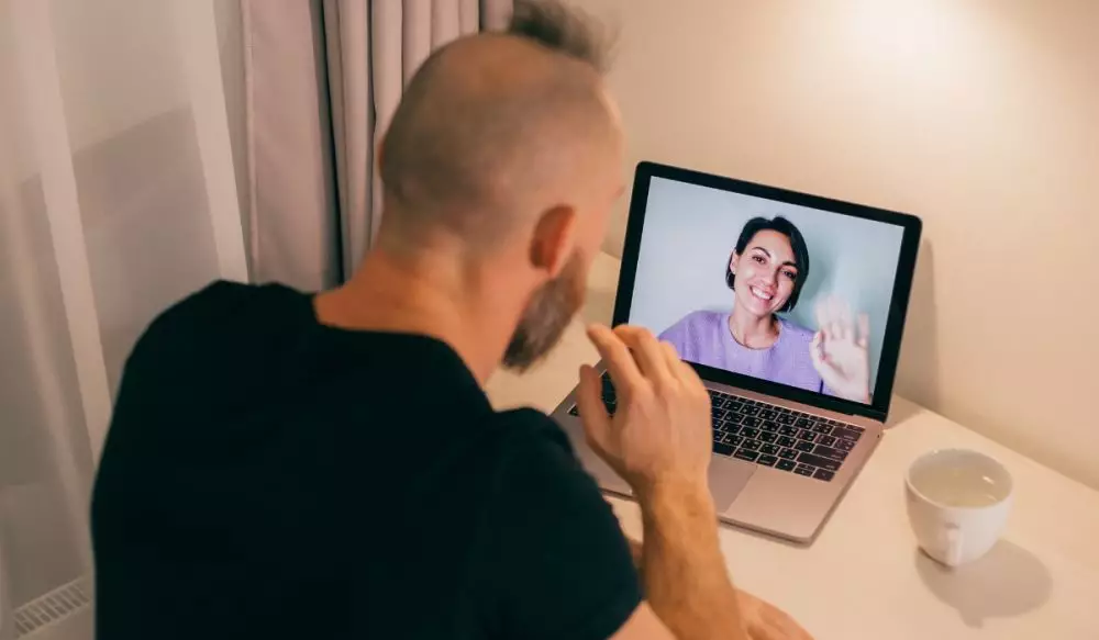 Pantun ucapan selamat pagi romantis © 2025 brilio.net