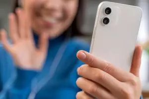 100 Pantun ucapan selamat pagi romantis untuk pasangan LDR, bikin tambah rindu