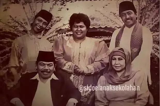 Mak Nyak Warkop DKI © berbagai sumber