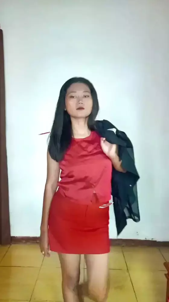emak-emak tampil di Jakarta Fashion Week © TikTok
