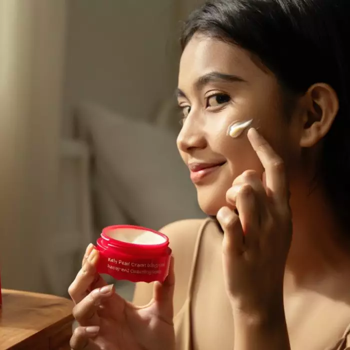 10 Tips pakai Kelly Pearl Cream agar wajah glowing maksimal, anti kusam dan cerah alami