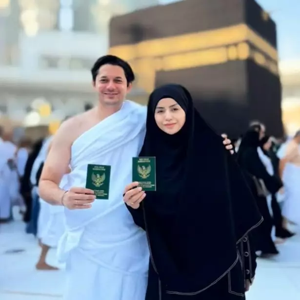 Baru 2 bulan pacaran, ini alasan Violentina Kaif mau menikah bersama Andrew Andika