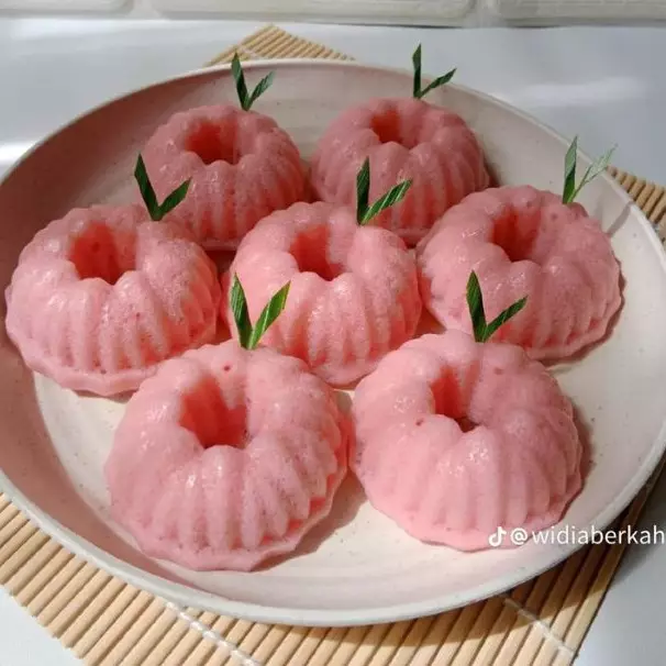 9 Resep kue tradisional khas Nusantara, lembut dan legit bikin nostalgia rasa masa kecil